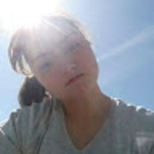 Meet your Posher, Claudia